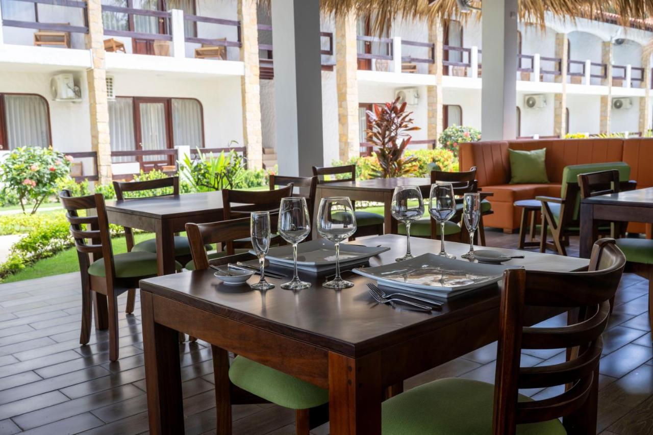 Fuego Del Sol Beachfront Hotel Jacó Buitenkant foto